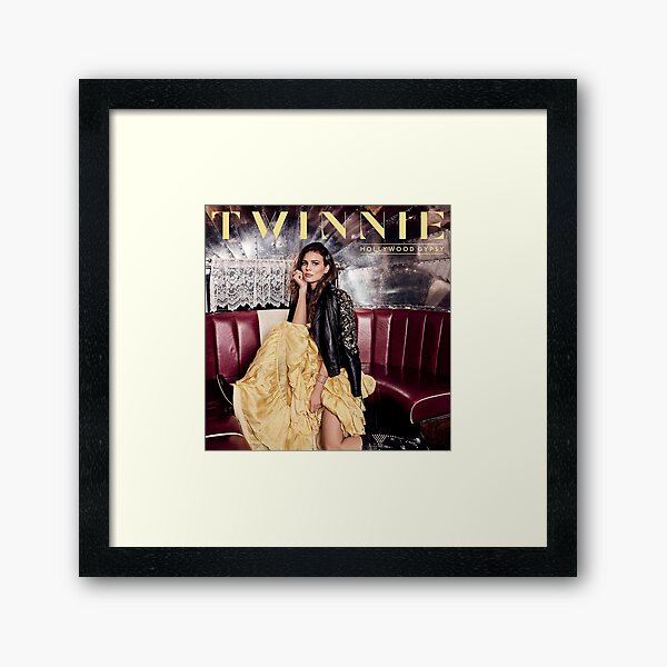 Onetwi Twinnie UK World Tour 2020 Framed Art Print