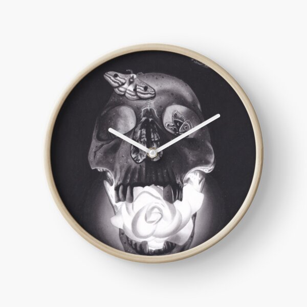 Reloj «Realismo Dibujo de carboncillo de calavera» de brittnideweese |  Redbubble