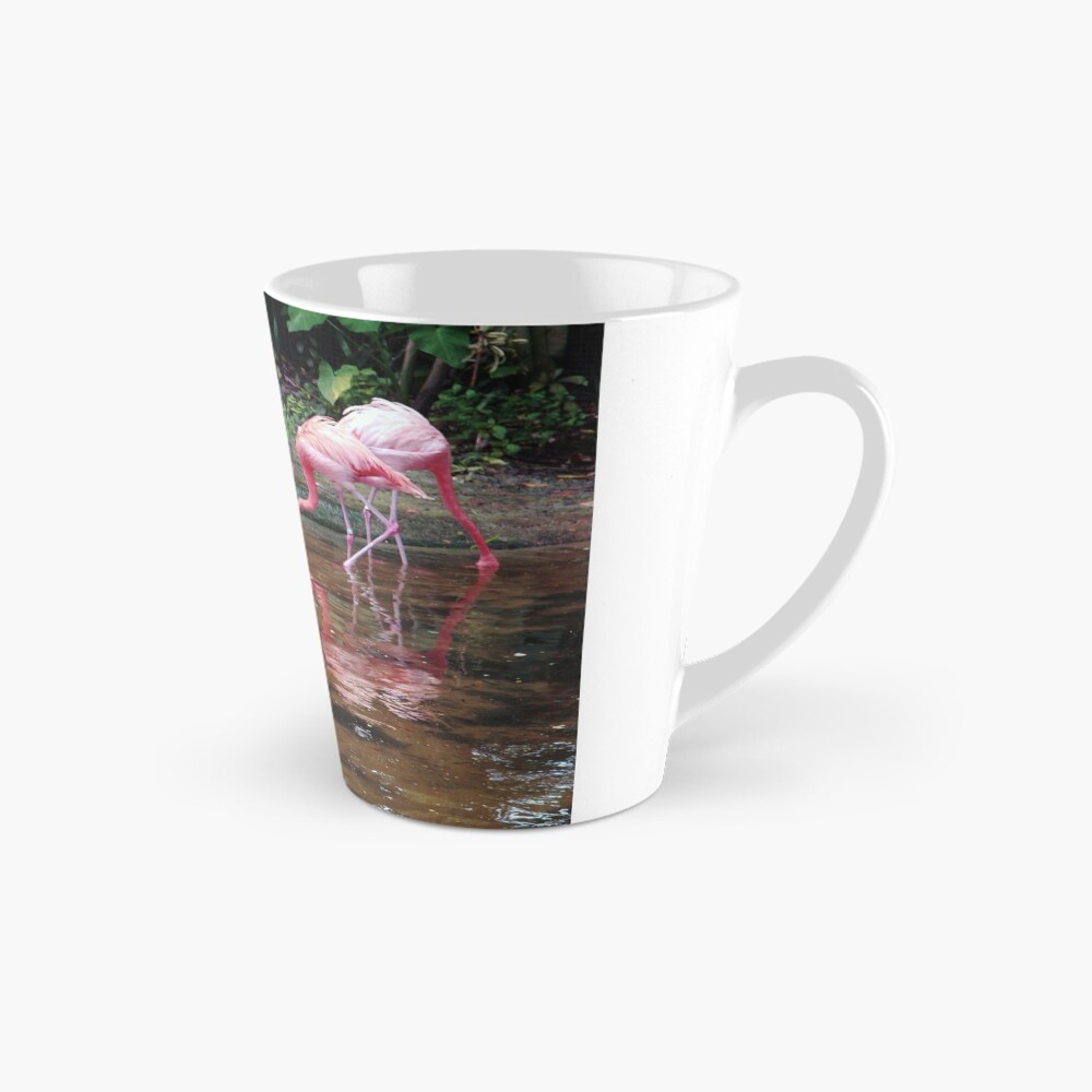 Vista previa del artículo con la obra «Taza cónica», diseñado y vendido por Coloursofnature.