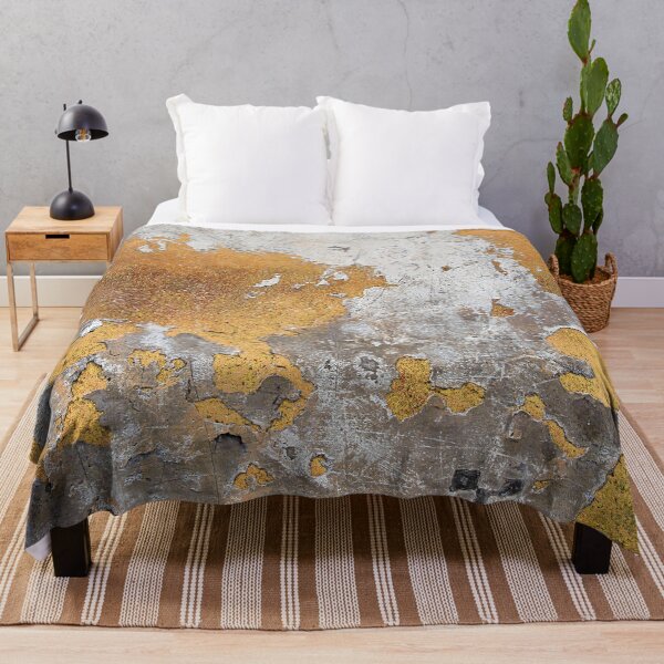 Faux Metalfoil Gold Glamour on Gray Concrete Wall Throw Blanket