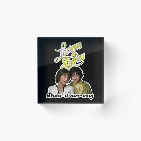 Aperçu de l'œuvre On le fait à notre façon - Hommage rétro des années 70 à Yellow Laverne & Shirley créée et vendue par 90snerd.