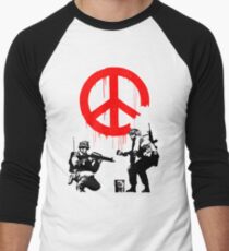 Banksy - Soldiers Painting Peace (CND Soldiers) Men's Baseball ¾ T-Shirt