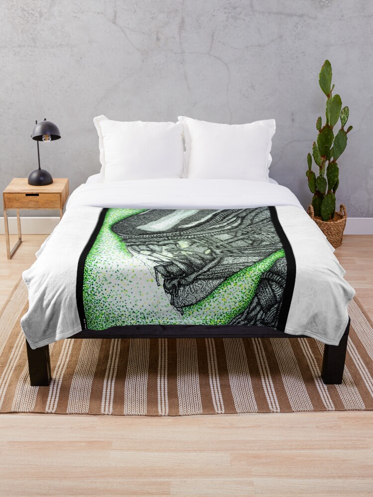 Alien throw online blanket