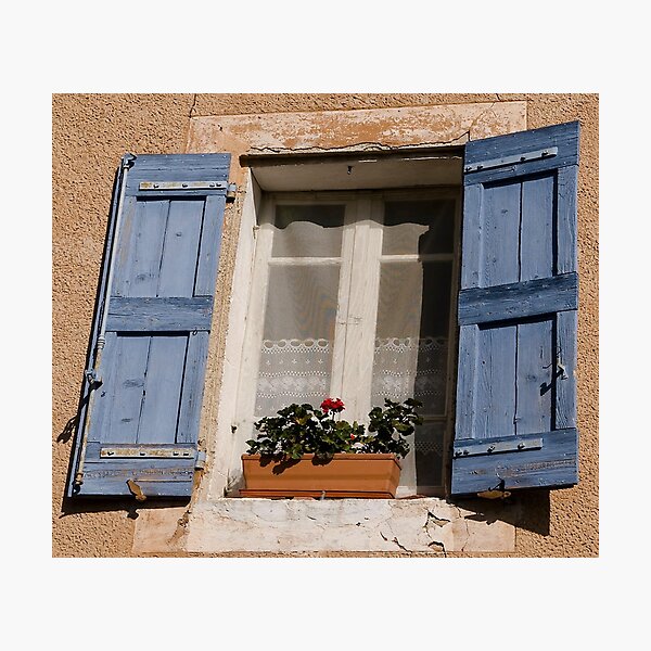 Aperçu de l'œuvre volets anciens bleu fenêtre créée et vendue par itsvalrinfret.