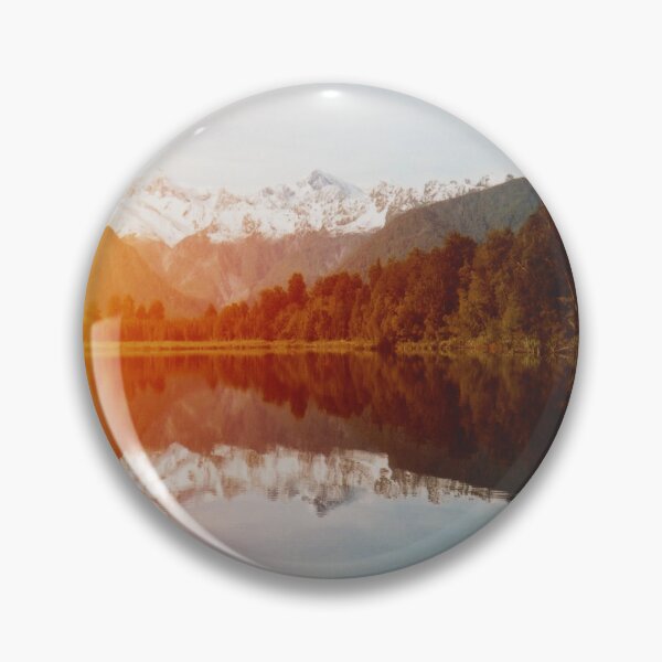 Artikelvorschau, Lake Matheson entworfen und verkauft von Karin Elizabeth.