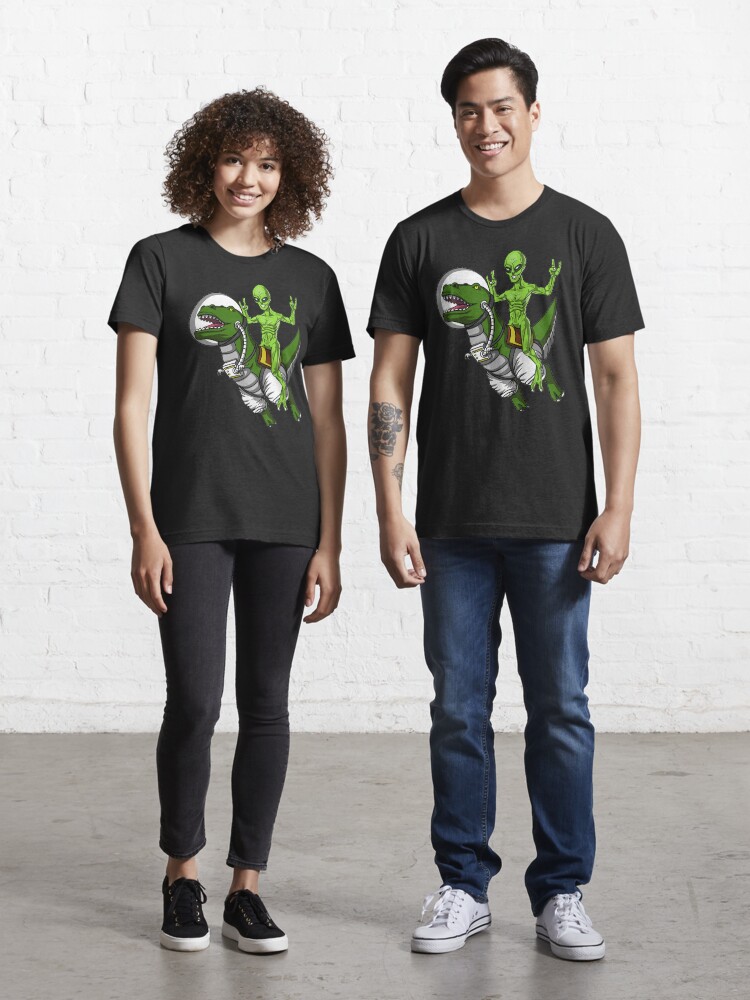Ausserirdischer reitet T-Rex Dinosaurier aus dem Weltall Langarmshirt