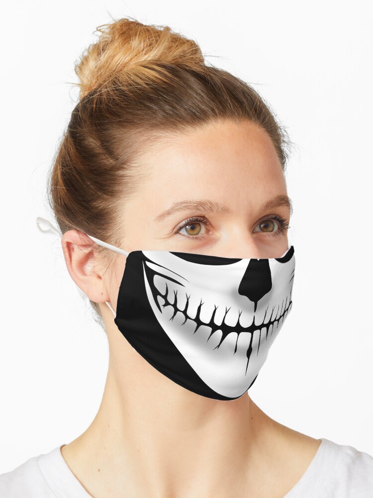 smiling skeleton mask