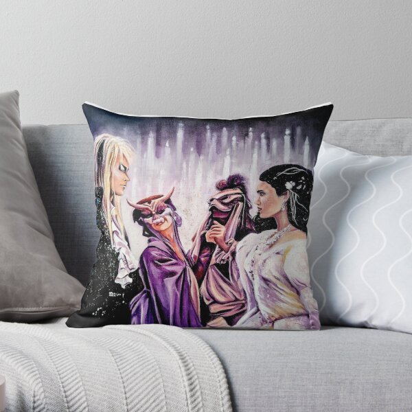 https://ih1.redbubble.net/image.1179340293.4247/throwpillow,small,600x-bg,f8f8f8-c,0,120,600,600.jpg