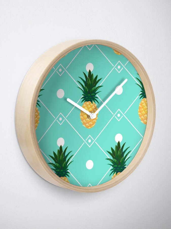 Alternate view of Pineapples Clock
