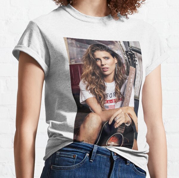 Twinnie Hold Guitar Classic T-Shirt