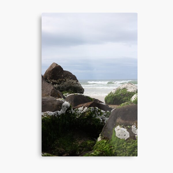 Rocks on the bay Metal Print