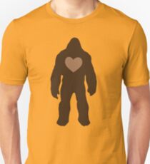 I heart Bigfoot Unisex T-Shirt