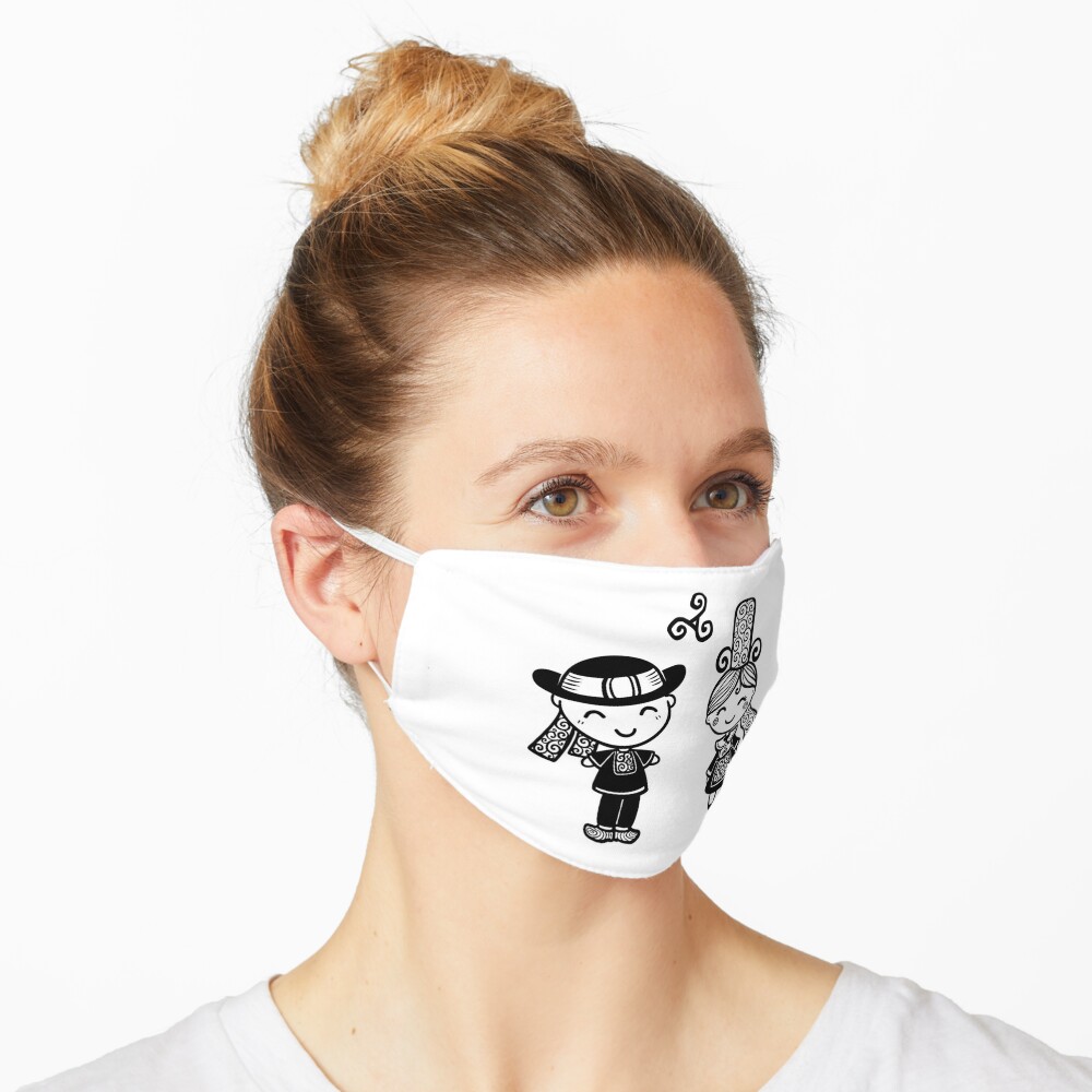  Masque   Petits bretons  au triskel celtique  par 1enchik 