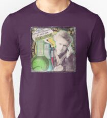 Popular Science: M. Curie (French) distressed Unisex T-Shirt