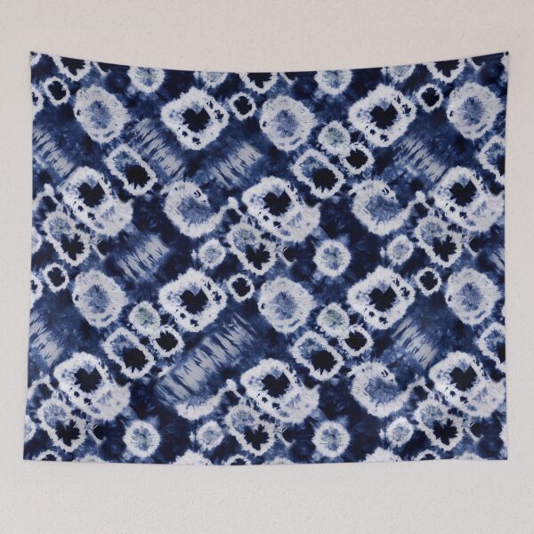 Artikelvorschau, Dunkelblaue Sommer Krawattenfarbe Batik Wachs Krawatte Die Print entworfen und verkauft von paperandfrill.