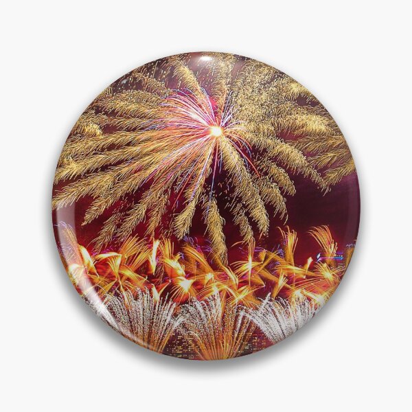 Artikelvorschau, Feuerwerk über dem Charles River. entworfen und verkauft von LudaNayvelt.