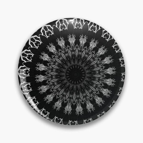 Aperçu de l'œuvre MANDALA NOIRE ET BLANCHE créée et vendue par Teresa Chipperfield.