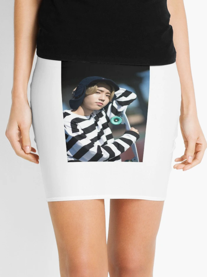Han Jisung Mini Skirt for Sale by bethanyy874