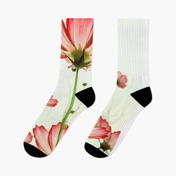 Artikelvorschau, TENDER RED BLOSSOMS v2 entworfen und verkauft von Pia Schneider.