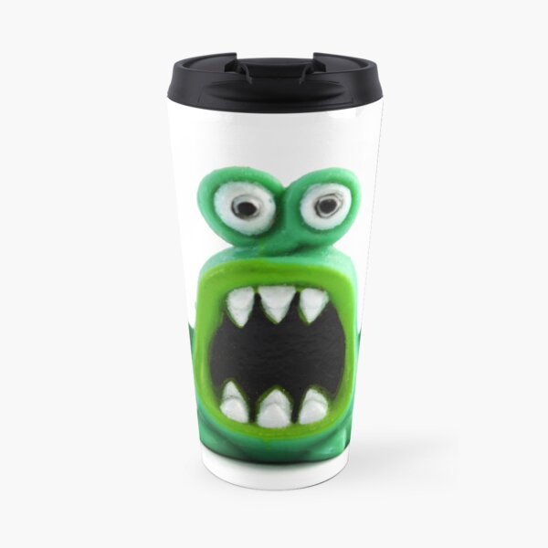 Scared green alien Travel Mug