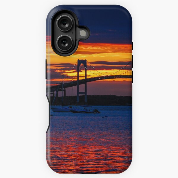 Aperçu de l'œuvre Newport Bridge au coucher du soleil créée et vendue par positiveimages.