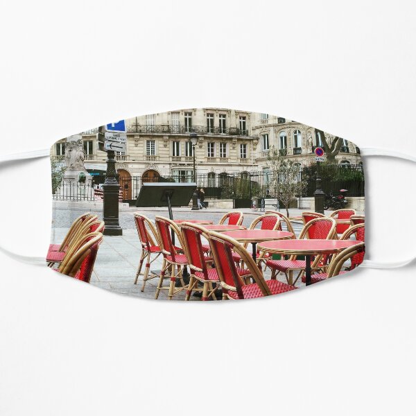 Paris: La Place St. Georges Flat Mask