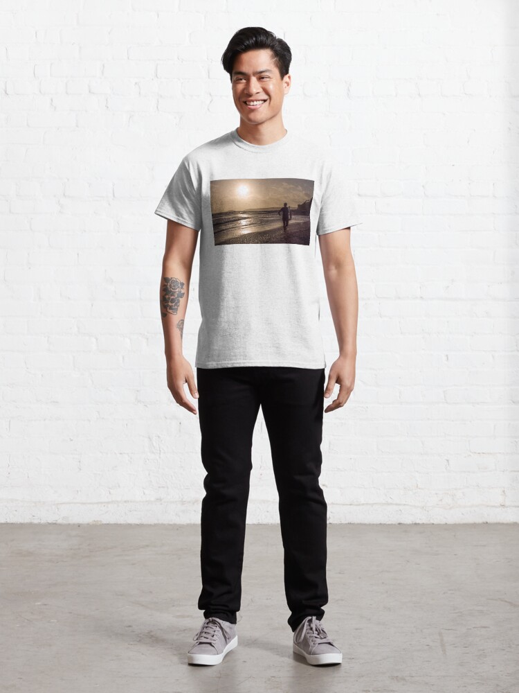 Alternate view of Seaton Surfer - 24/10/09 Classic T-Shirt
