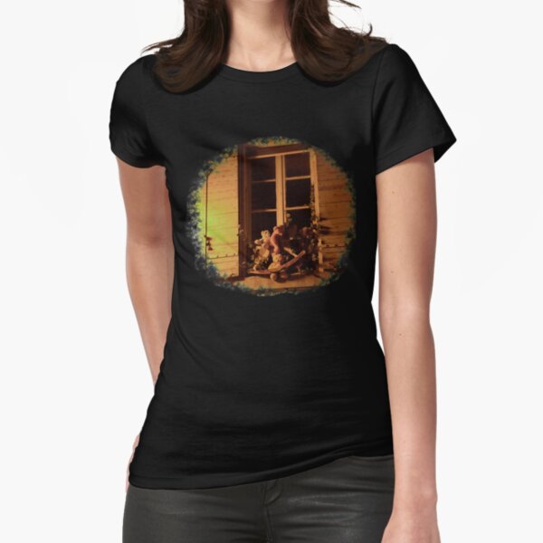 Fitted T-Shirt