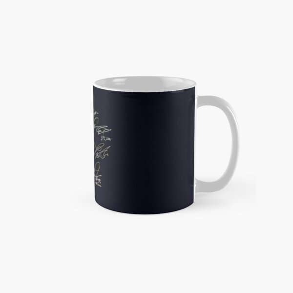 BTS - Logo with new signatures 2020 (colorful) Classic Mug