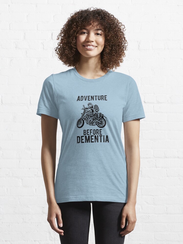 Alternative Ansicht von Abenteuer vor Demenz Motorradfahrer Motorrad Essential T-Shirt
