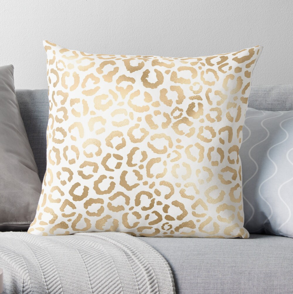 https://ih1.redbubble.net/image.1192394940.1301/throwpillow,large,1000x-bg,f8f8f8-c,0,200,1000,1000.jpg