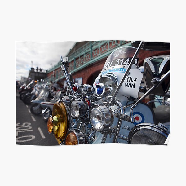 Lambretta 'TheWho' estacionado en Brighton Póster
