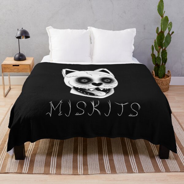 Miskits Throw Blanket