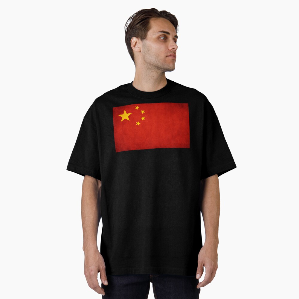 Aperçu de l'œuvre T-shirt oversize créée et vendue par RedeyeDigital.