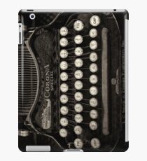 Vintage Typewriter Keyboard iPad Case/Skin
