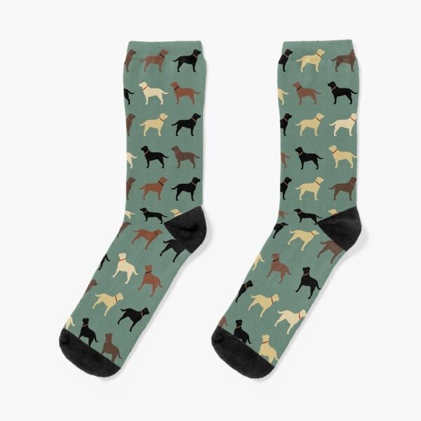 Vista previa del artículo con la obra «Patrón de siluetas de perros labradores retriever con labradores chocolate, amarillo, rojo y negro», diseñado y vendido por Jenn Inashvili.