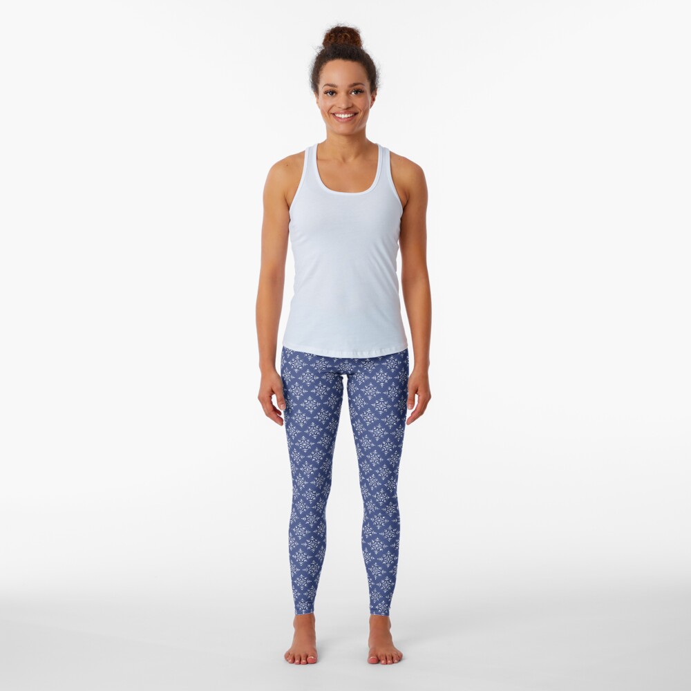 Paper Cut Snowflake Pattern Leggings