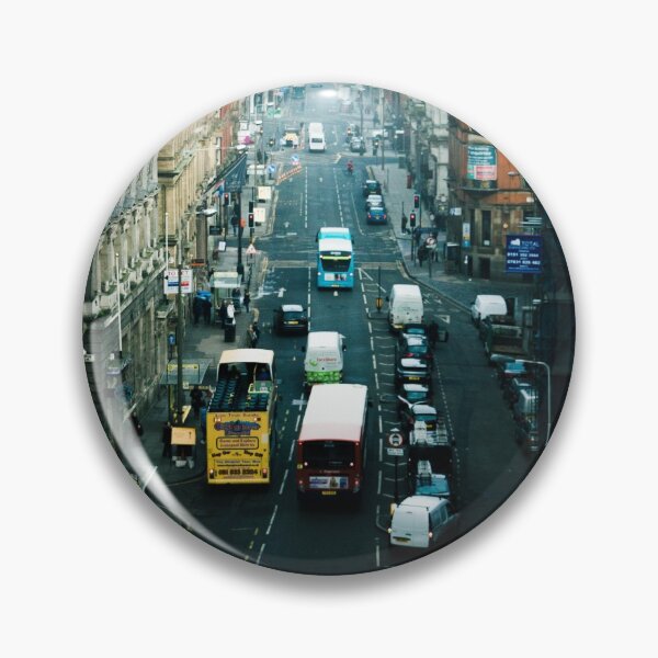 Artikelvorschau, Die Victoria Street entlang entworfen und verkauft von thetoleikis.