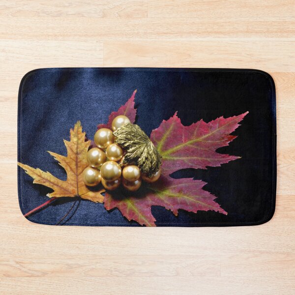 Item preview, pendent and oak leaf designed and sold by MoreGoodArt.