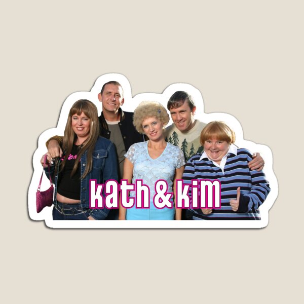 Aperçu de l'œuvre Kath et Kim: Photo de groupe (Kath, Kim, Sharon, Kel & Brett) créée et vendue par OnceStorybrooke.