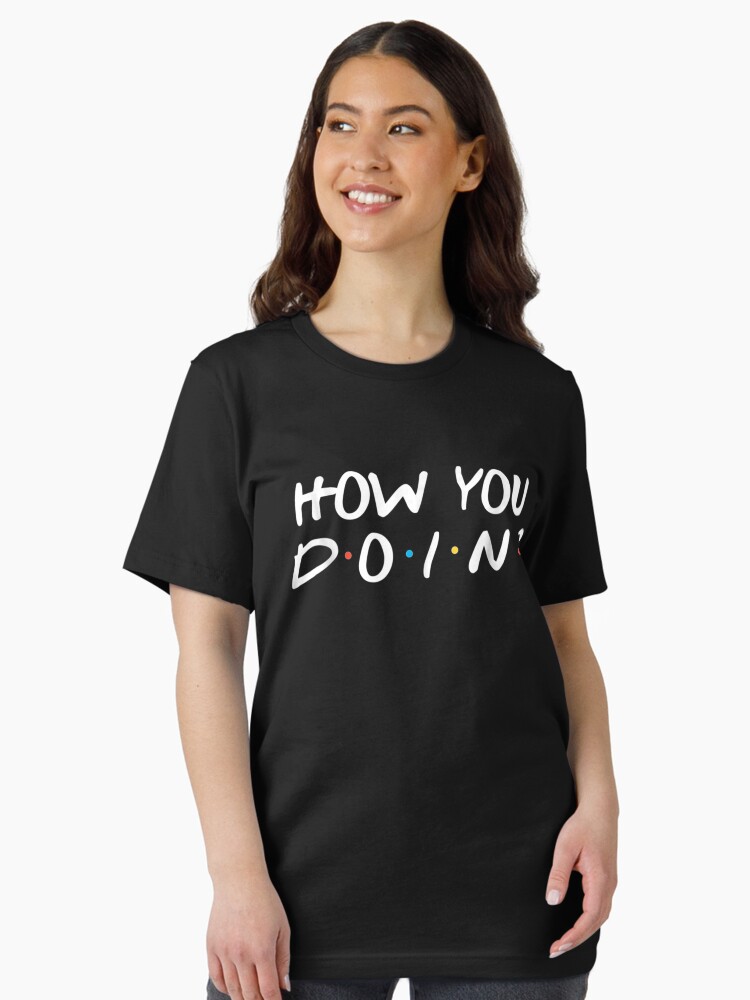 Imagen 2 de 7, Camiseta esencial con la obra Cómo estás novedad divertida, diseñada y vendida por JaiaBlanco.