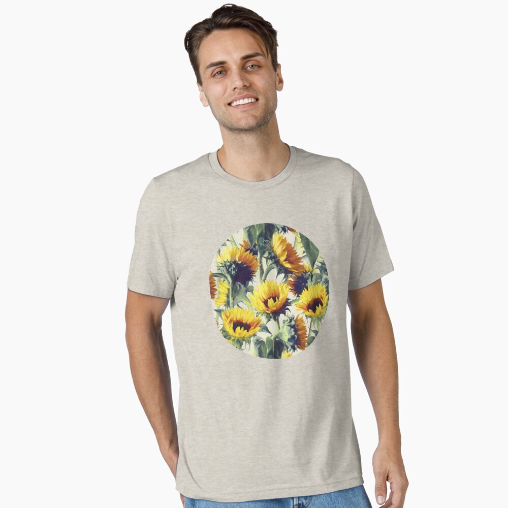 Aperçu de l'œuvre T-shirt essentiel créée et vendue par micklyn.