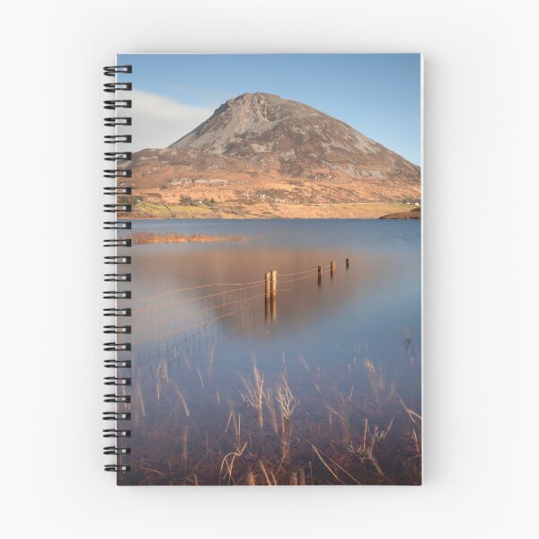 Artikelvorschau, Der Errigal-Berg, Grafschaft Donegal, Irland entworfen und verkauft von Zdrojewski.