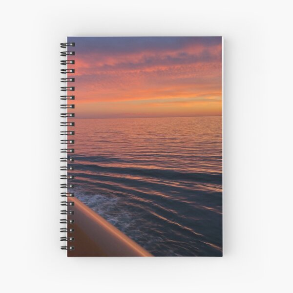 Aperçu de l'œuvre Croisière au coucher du soleil créée et vendue par Taylongbrake.
