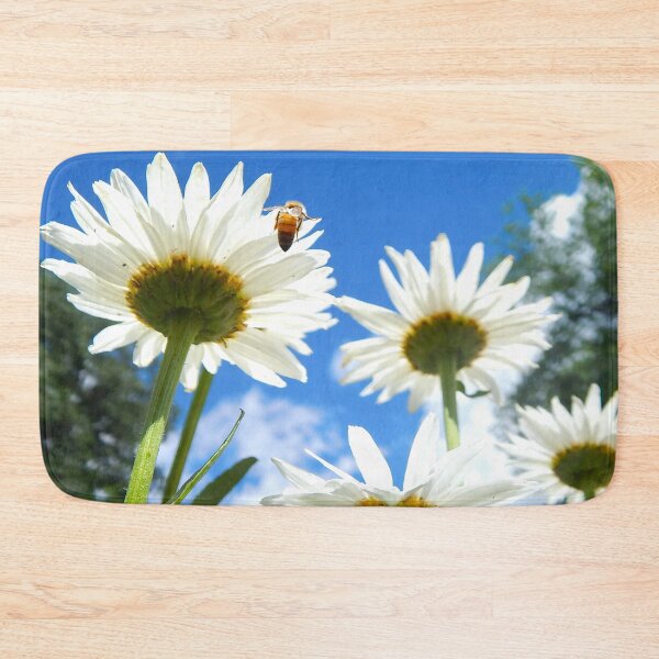 Item preview, Whtie Daises and a bee designed and sold by Stephanie  Skeem.