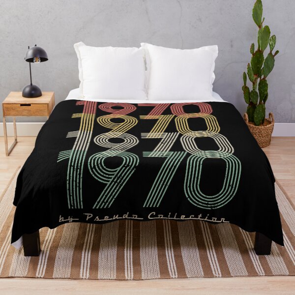 Artikelvorschau, Vintage Retro Classic 1970 Pseudo entworfen und verkauft von PCollection.