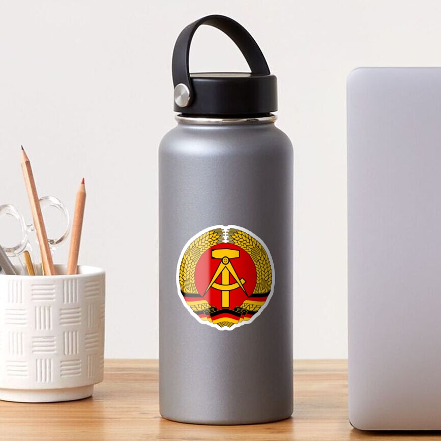 Artikel-Vorschau von Glänzender Sticker, designt und verkauft von comradejordan.
