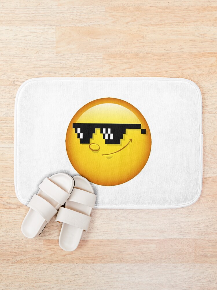 Emoji Bath Mat Bathtub Smile Laughing Sunglasses Heart Eyes Kiss Face*BRAND NEW* 