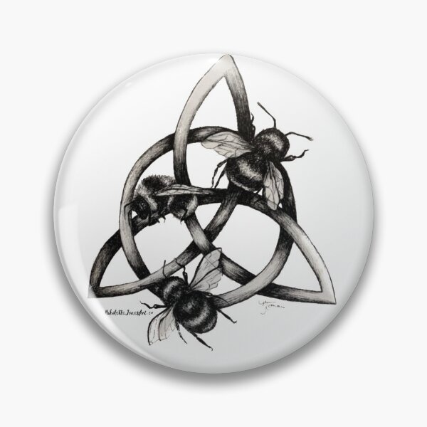 Item preview, Nikolette Jones Art Bee's Celtic Knot designed and sold by ABOotlanders.