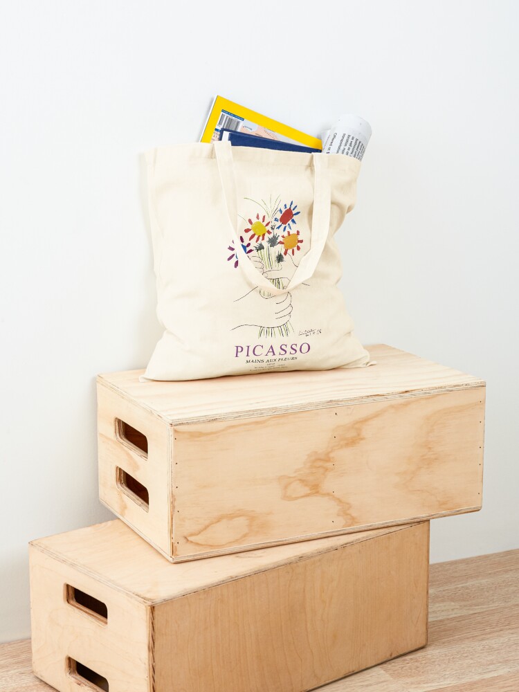 Alternate view of Picasso Exhibition - Mains Aus Fleurs (Hands with Flowers) 1958 Artwork Tote Bag